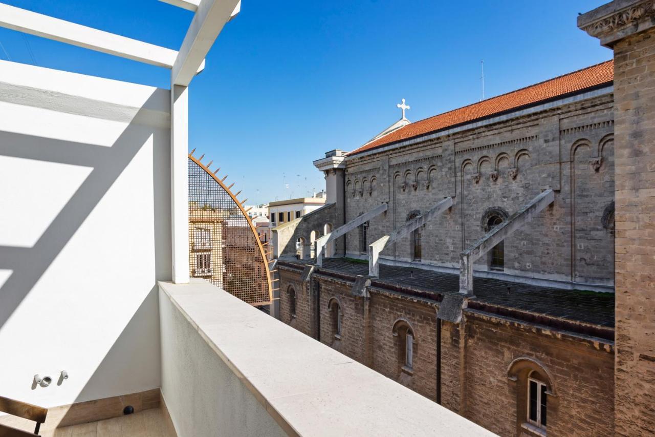 Madonella Apartment Con Terrazzo Bari Exteriör bild